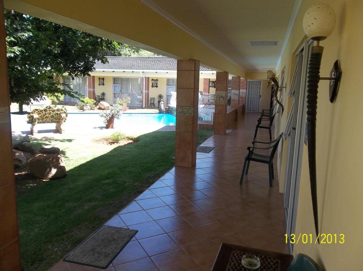 African Elephant Guesthouse Джермистон Экстерьер фото